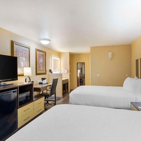 Best Western Fallon Inn & Suites מראה חיצוני תמונה